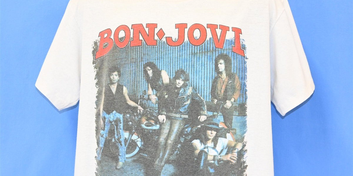 80s Bon Jovi Kiss 'Em Where It Stinks Rock t-shirt Extra Large