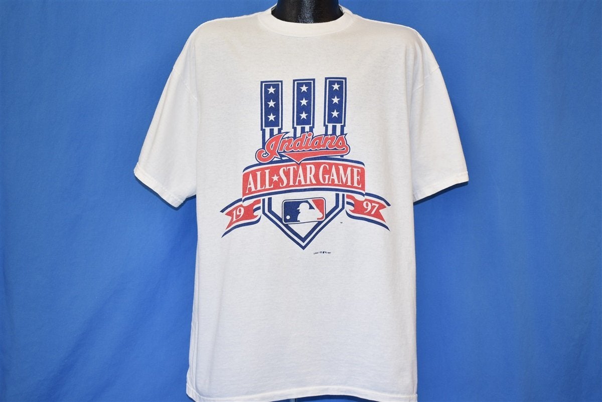 Vintage Cleveland Indians x Looney Tunes 90's T-Shirt MLB Baseball