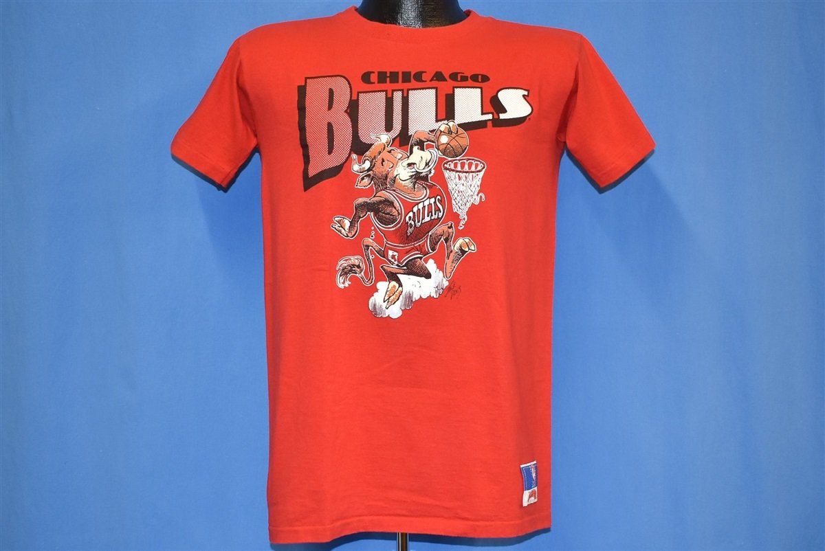 Vintage 1994 Daffy Duck Chicago Bulls NBA Basketball Graphic Tee Shirt -  StanyStore
