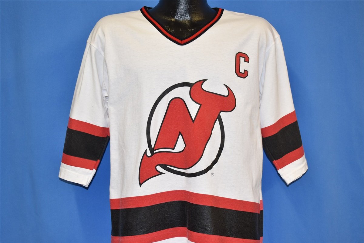 vintage 90s NEW JERSEY DEVILS NJ RED STRIPED 3/4 SLEEVE t-shirt