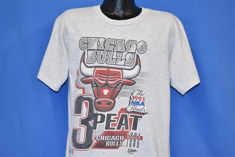 CustomCat Chicago Bulls Retro NBA T-Shirt White / 4XL