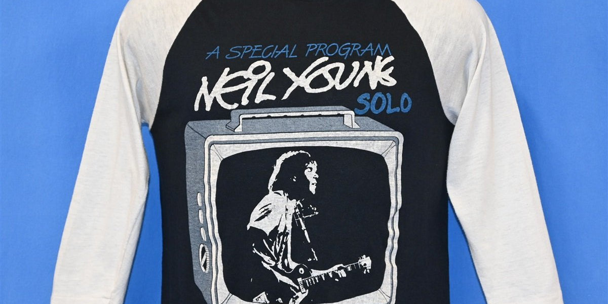 80s Neil Young Solo American Tour 1983 Rock t-shirt Medium