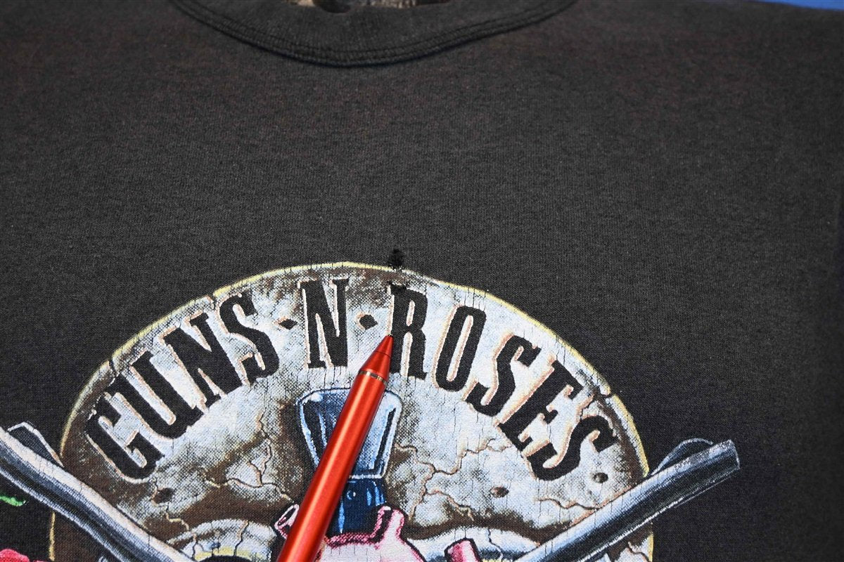 90s Guns N' Roses 1990 Use Your Illusion Rock t-shirt Small - The