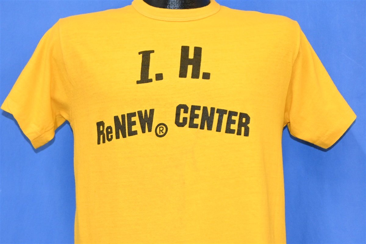 80s I.H. ReNEW Center Logo Yellow Sportswear t-shirt Medium – The Captains  Vintage