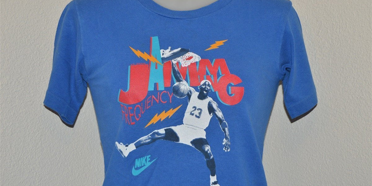 90s Nike Michael Jordan Frequency Jamming t shirt Youth Medium The Captains Vintage